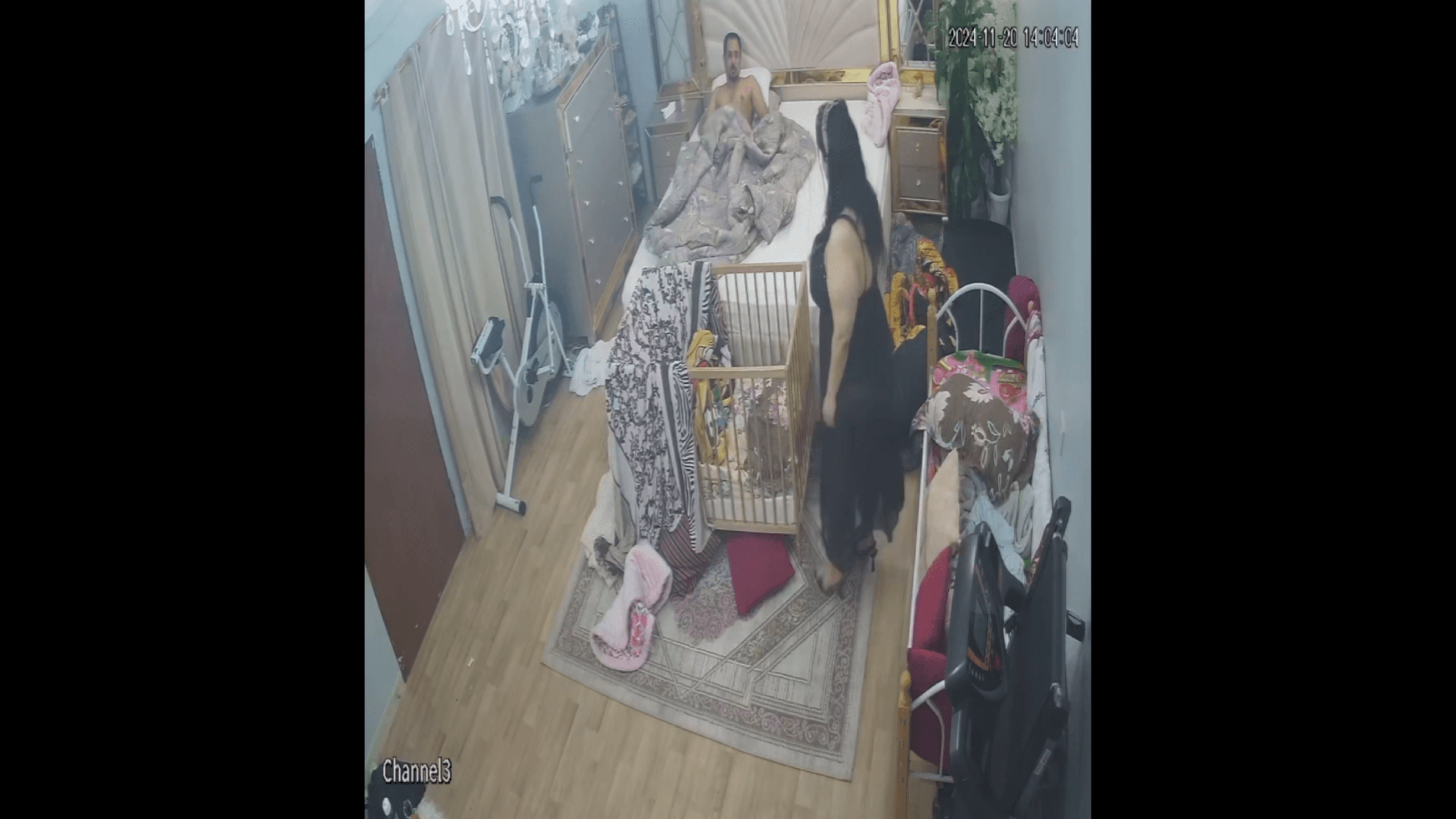 فشيخ شديد ساعة كاملة صوت موجود و مسموع من قلب غرفة نوم زوجة ميلفاية مهلبية و راجلها سهرة خميس رايقة و لا في احلام متعة ما بعدها متعة